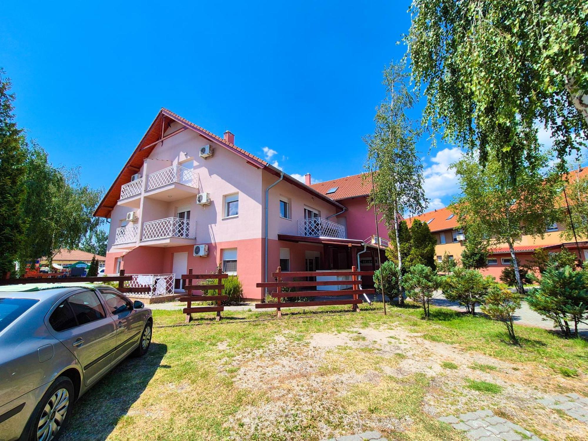 Ildiko Apartmanhaz Zamárdi Exterior foto