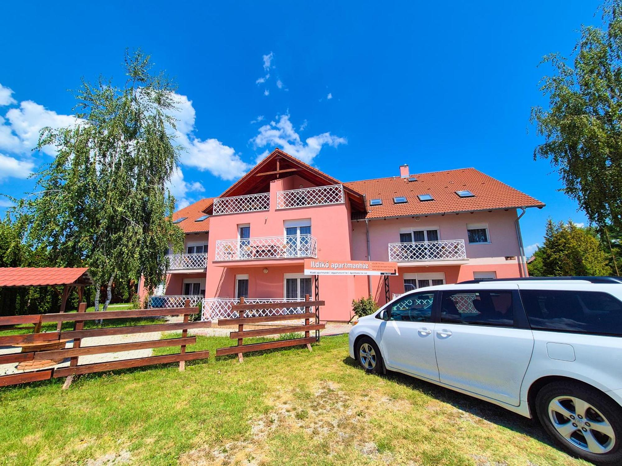 Ildiko Apartmanhaz Zamárdi Exterior foto