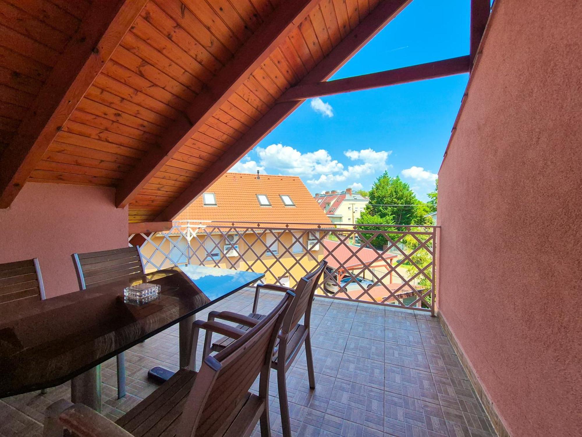 Ildiko Apartmanhaz Zamárdi Exterior foto